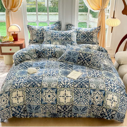 Pure Cotton Luxurious Soft Bedding Sets (4PCS)