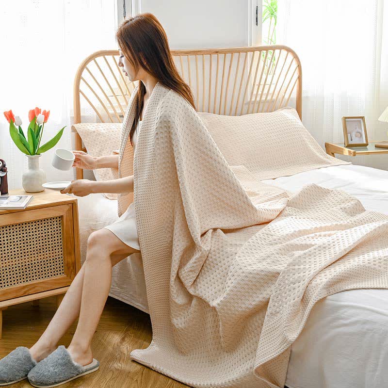 Simple Solid Color Cotton Quilt Blanket