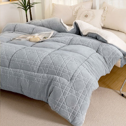 Thick Warm Plush Fleece Blanket with Quilt Core