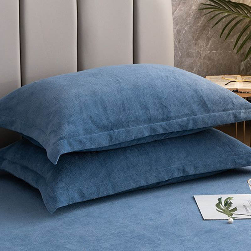 Solid Color Velvety Decorative  Pillowcases(2PCS)