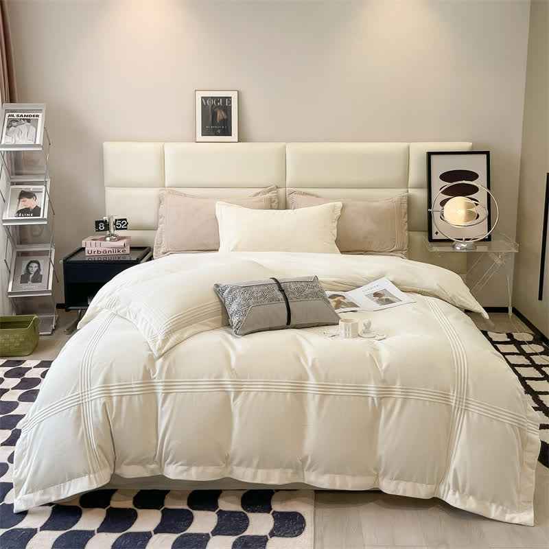 Fluffy Solid Color Flannel Bedding Set(4PCS)