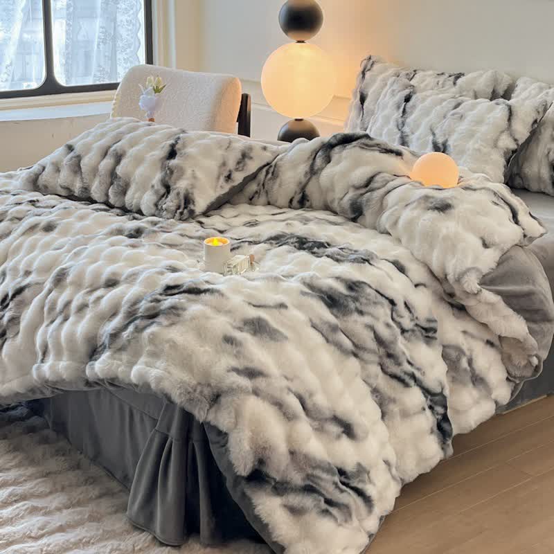 Luxurious Plush Fleece Winter Bedding Set(4PCS)