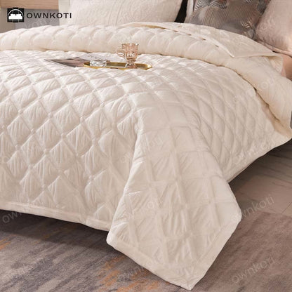 Solid Color Diamond Texture Soft Quilt