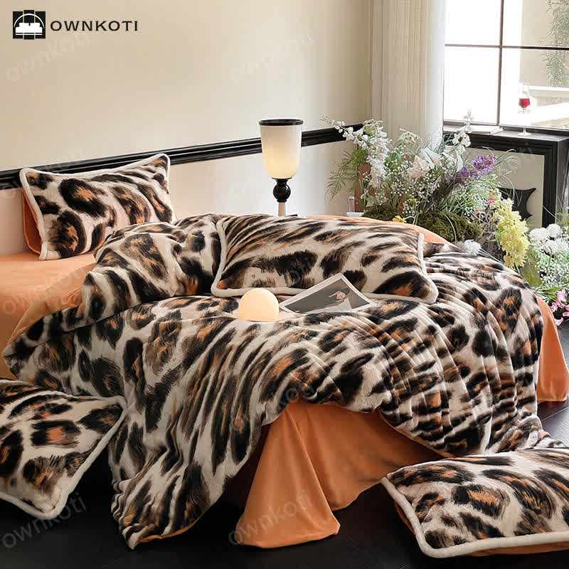 Leopard Soft Flannel Warm Bedding Set(4PCS)