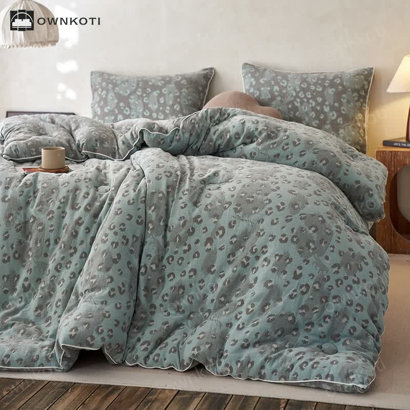 Cashmere Cotton Gauze Leopard Print Quilt