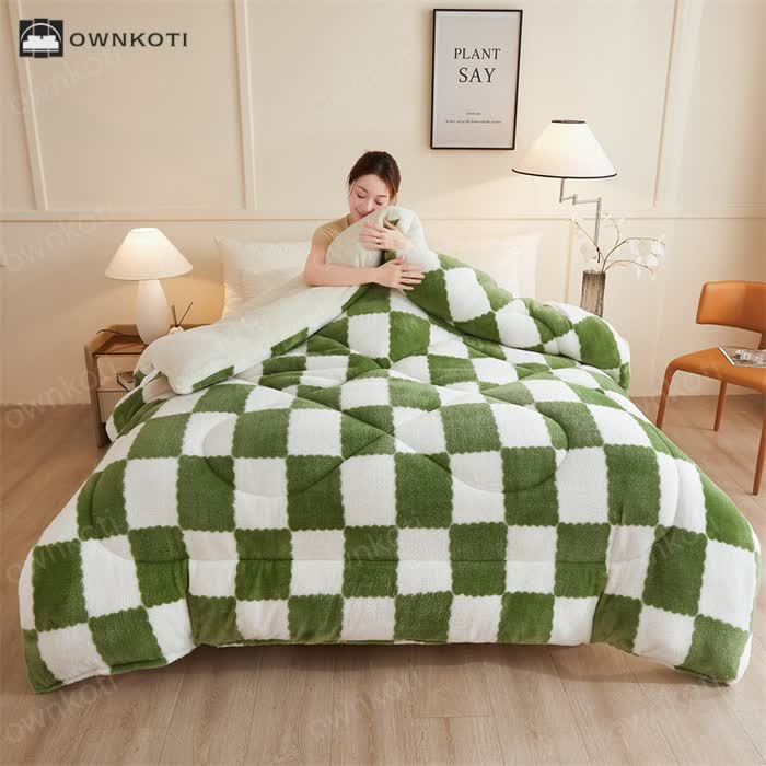 Checkerboard Fleece Blanket Winter Comforter