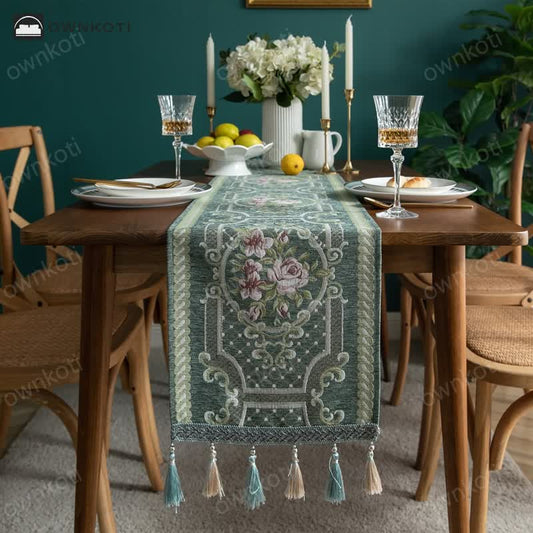 Jacquard Vintage Floral Tassel Table Runner