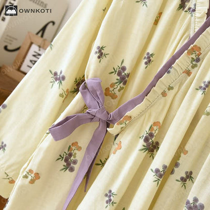 V-neck Cotton Floral Loquat Nightgown