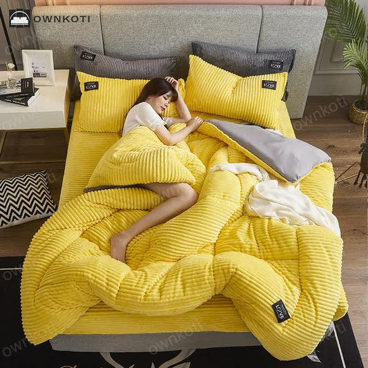 Double-sided Fleece Throw Blanket with Comforter