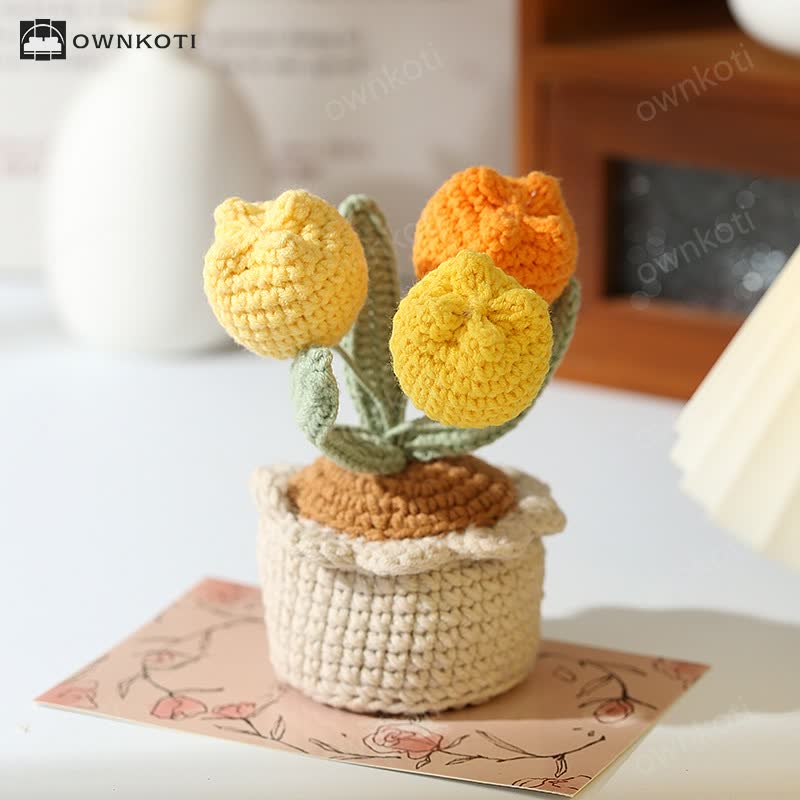 Woven Pastoral Tulip Potted Ornament