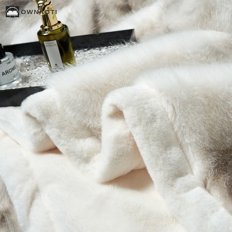 Faux Fur Gradient Warm Throw Blanket