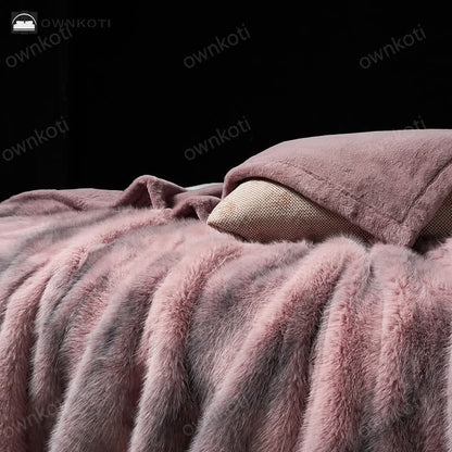 Faux Fur Gradient Warm Throw Blanket