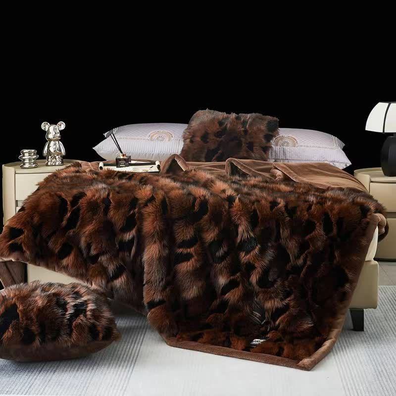 Jacquard Winter Faux Fur Soft Throw Blanket