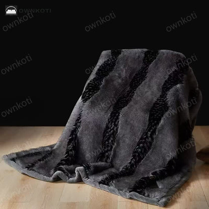 Luxurious Winter Faux Fur Throw Blanket