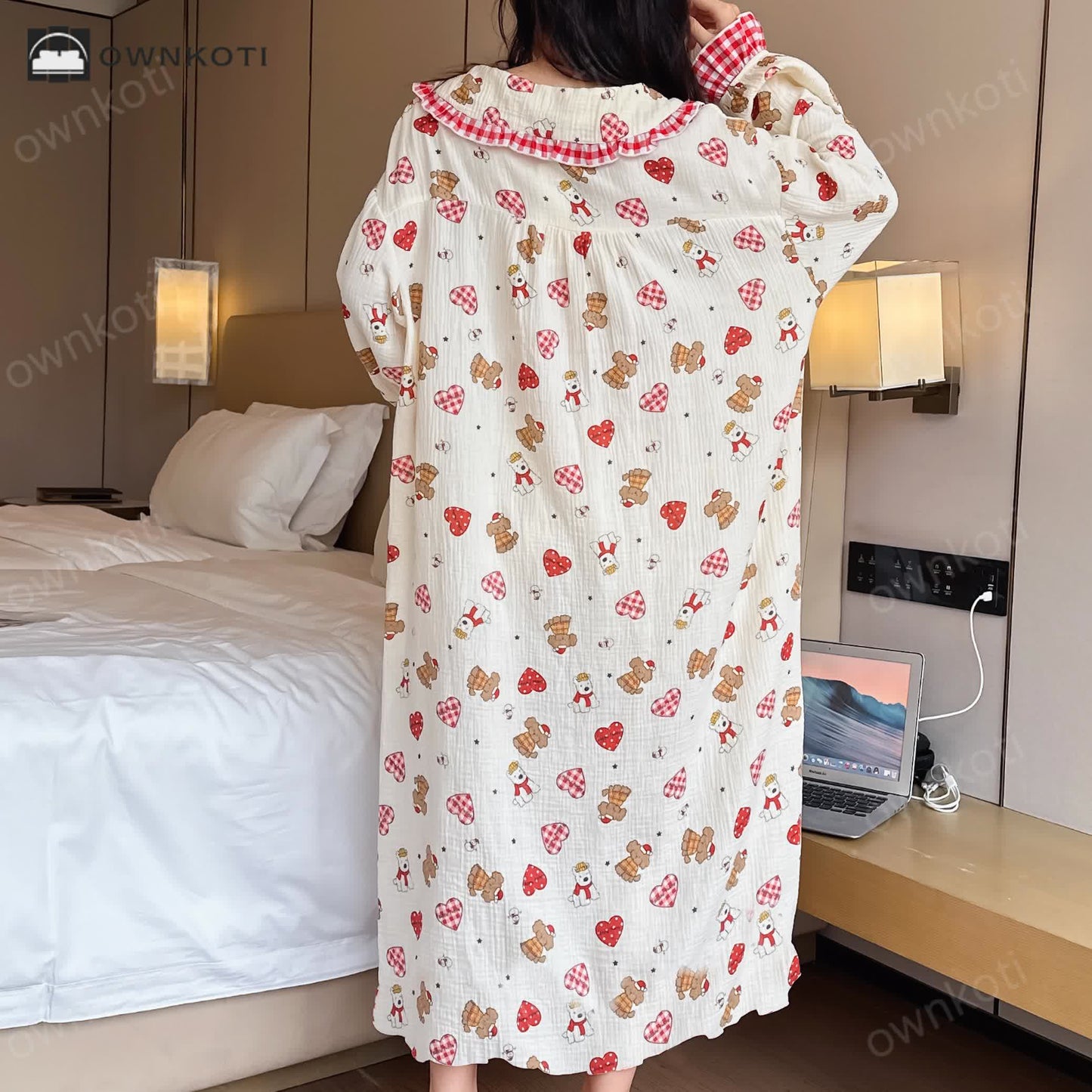 Plus Size Cotton Doll Collar Long Nightgown