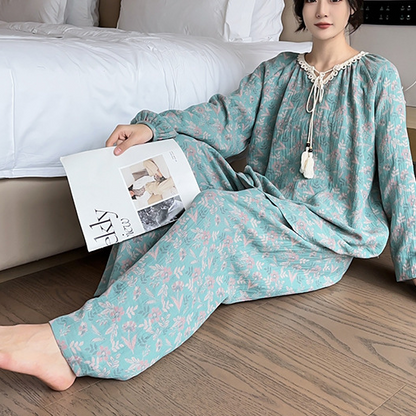 Plus Size Lace Neckline Cotton Pajama Set