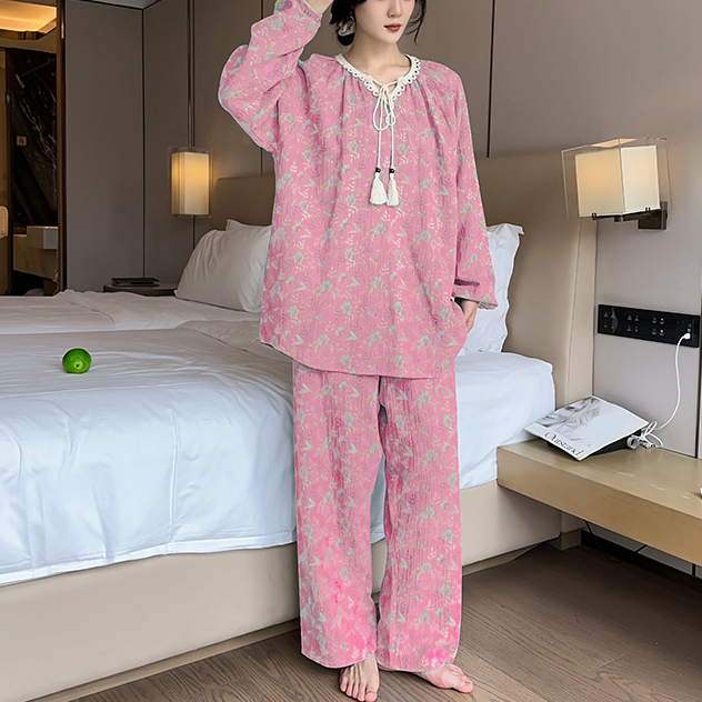 Plus Size Lace Neckline Cotton Pajama Set