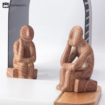 Creative Holding Chin Statue Home Decoration