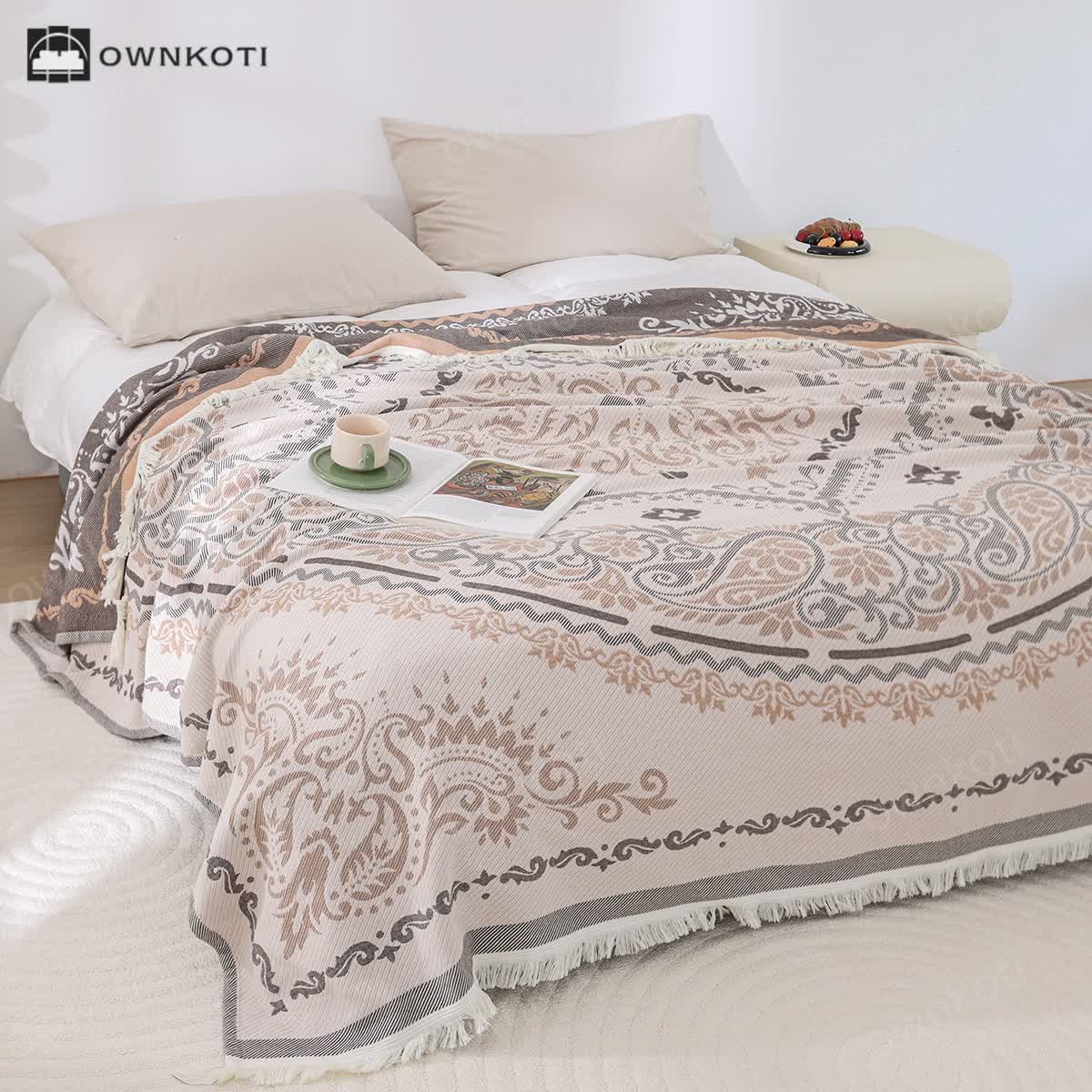 Tassel Paisley Lightweight Cotton Gauze Quilt