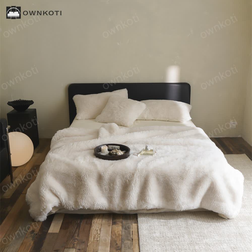 Solid Color Double-sided Fleece Blanket