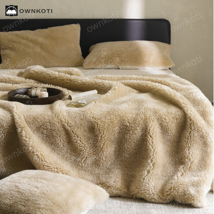 Solid Color Double-sided Fleece Blanket