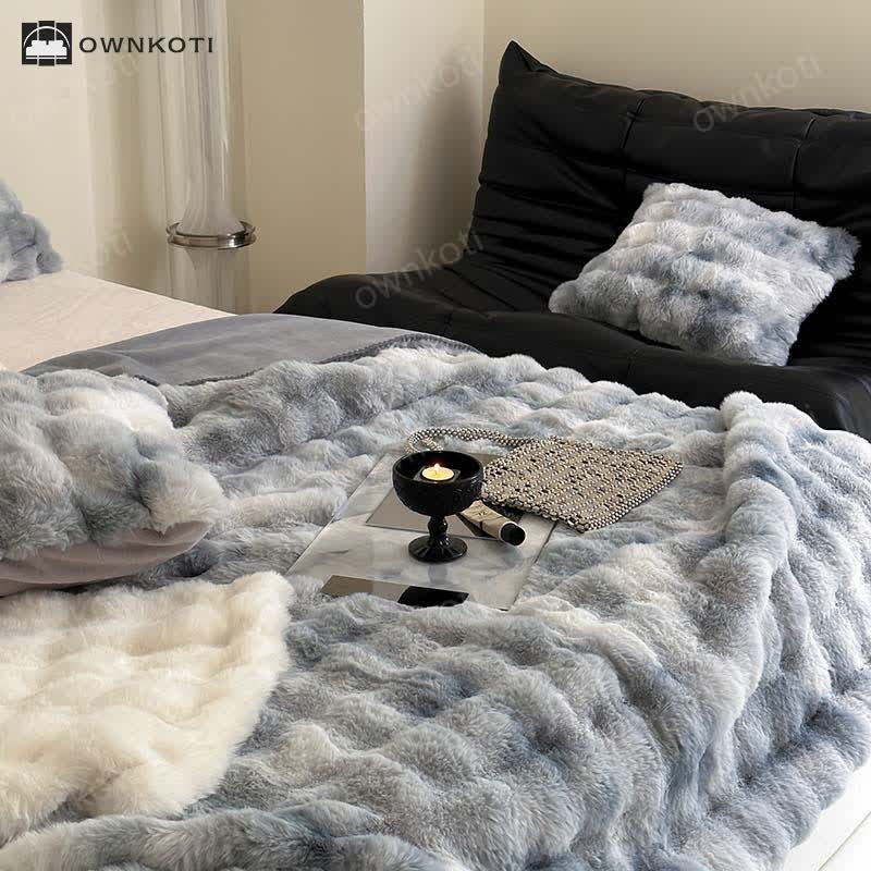 Luxurious Gradient Soft Throw Blanket