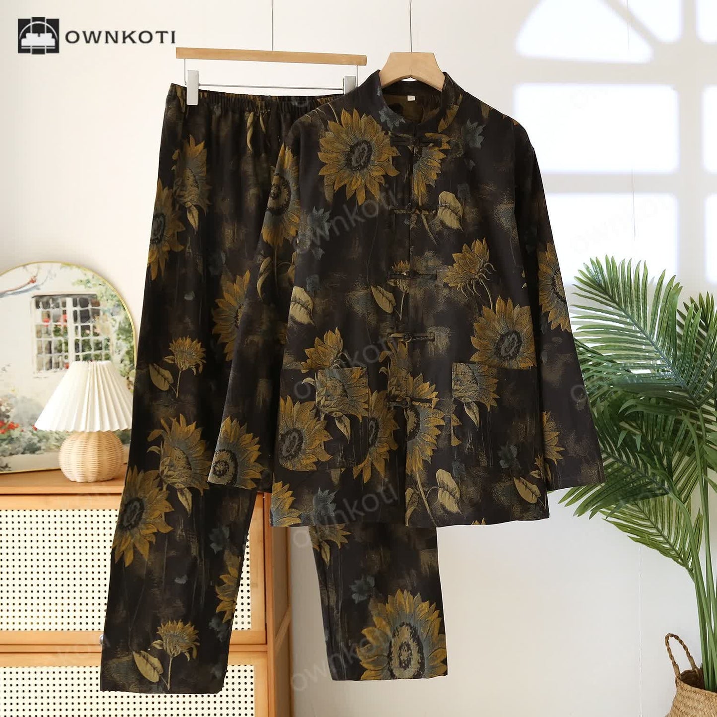 Retro Sunflower Stand Collar Couple Pajama Set