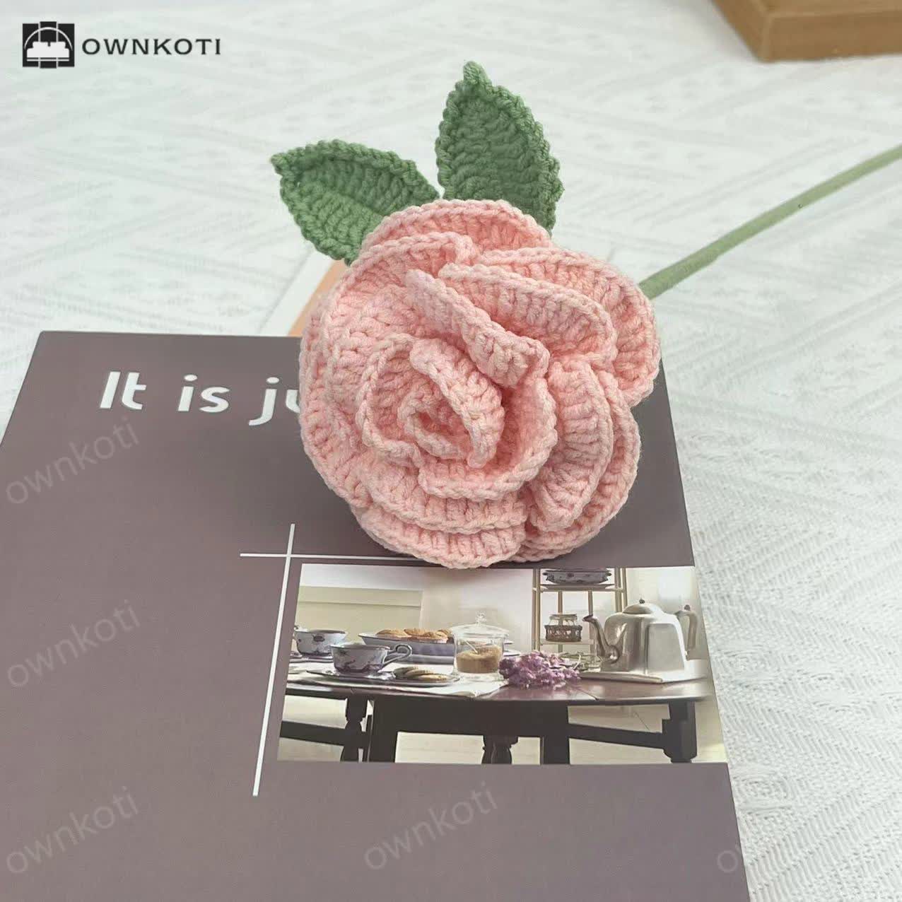 Artificial Rose Hand-crocheted Yarn Ornament