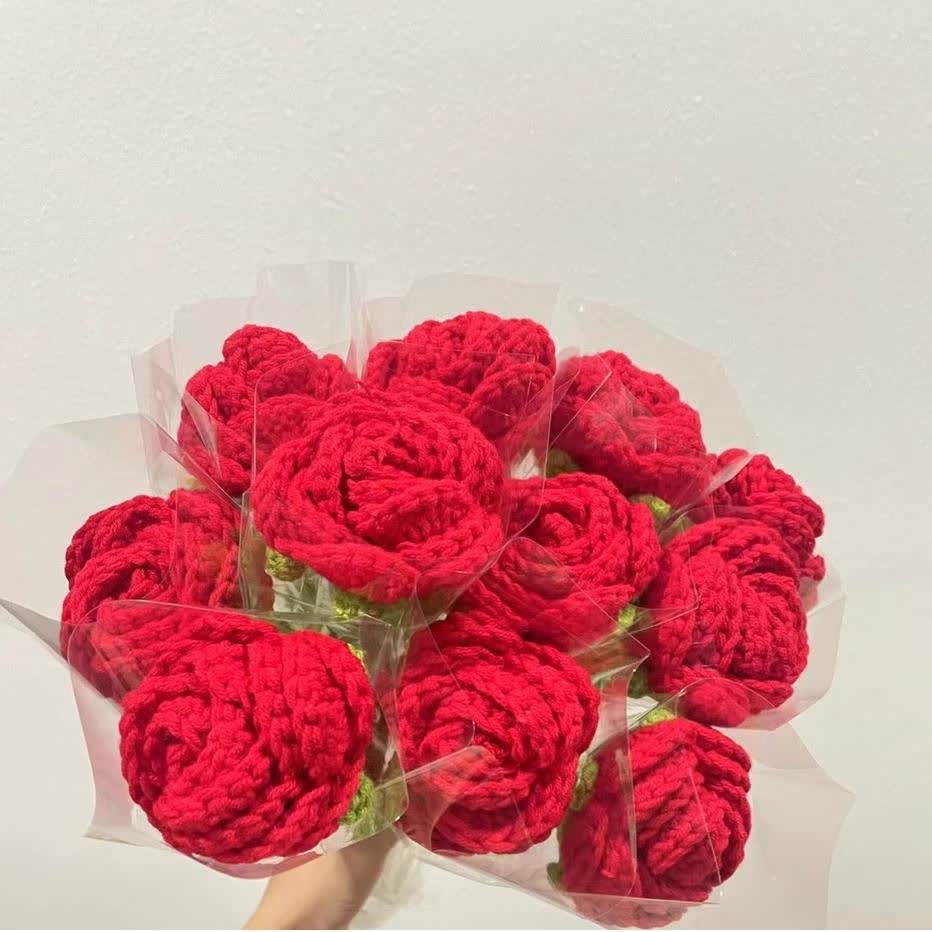 Home Decor Hand-crocheted Yarn Red Rose