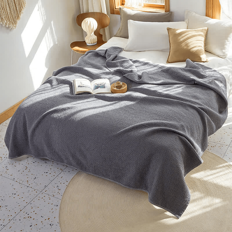 Ownkoti Solid Grid Print Cotton Reversible Quilt – ownkoti