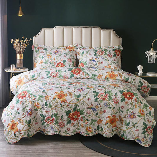 Retro Floral Quilt with Pillow Covers