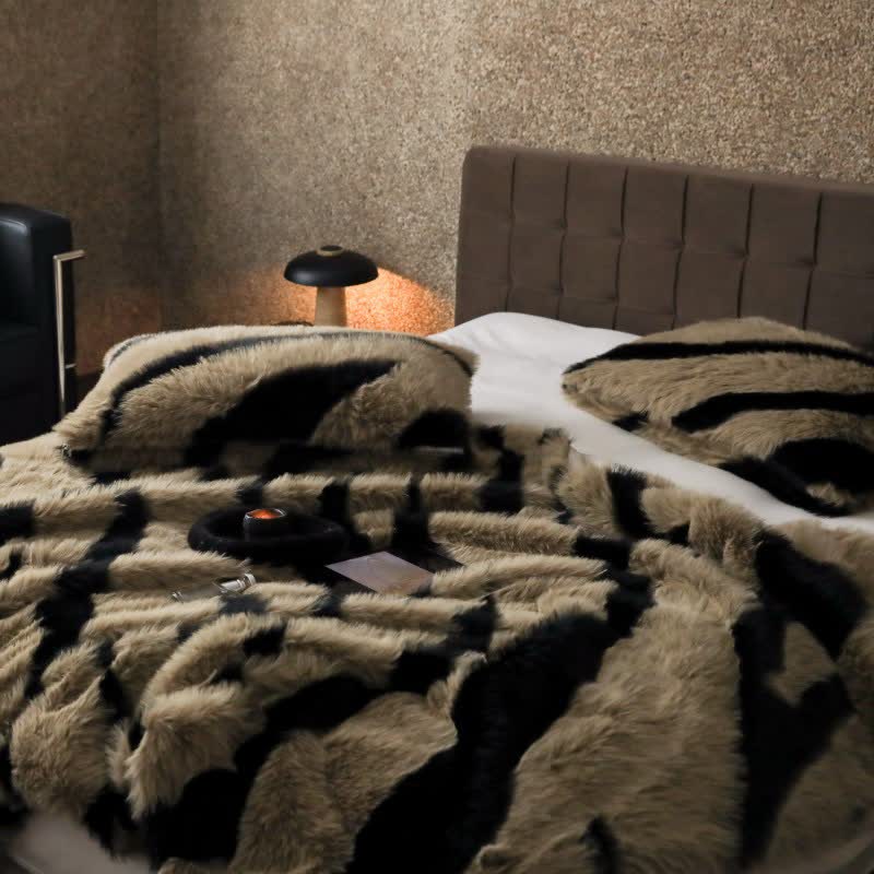 Faux fur bed online blanket