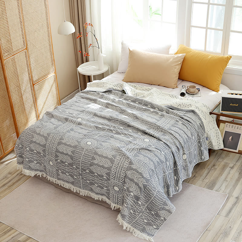 Geometric Pattern Soft Cotton Reversible Quilt Quilts Ownkoti Gray & White Queen