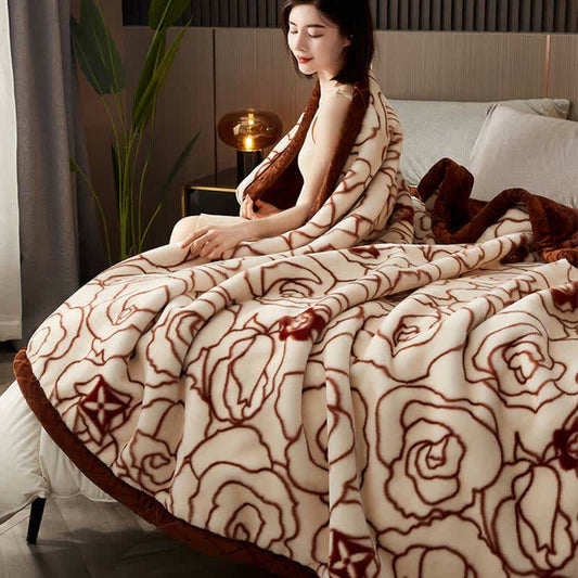 Luxurious Blossoming Flower Warm Flannel Blanket