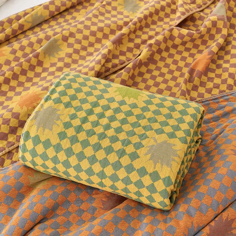 Bright Maple Leaf & Checkered Cotton Quilt Quilts Ownkoti 8