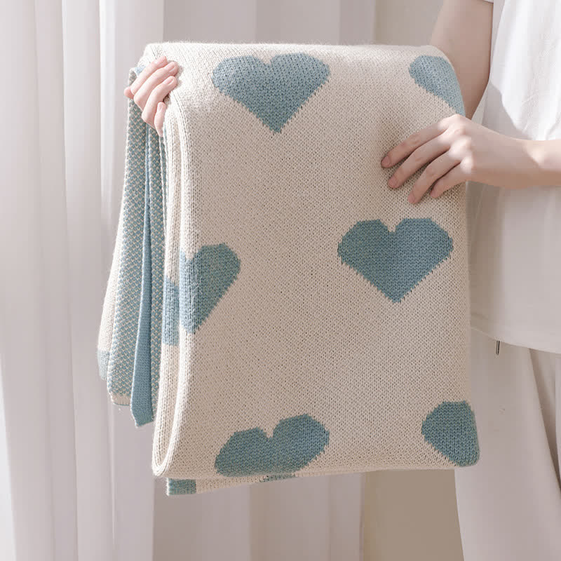 Heart Print Knitted Lightweight Blanket