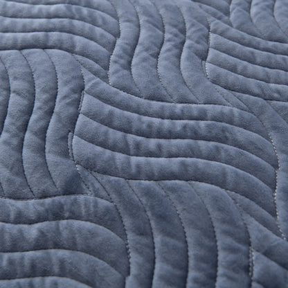 Luxurious Wave Print Warm Velvet Blanket