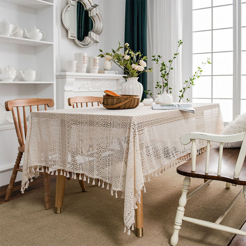 Biege Hollow-Out Tassel Tablecloth