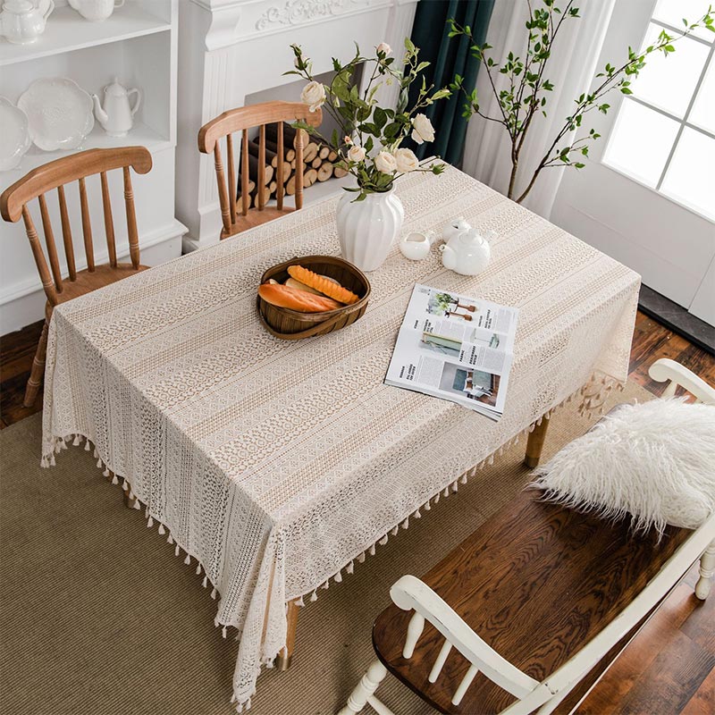 Biege Hollow-Out Tassel Tablecloth