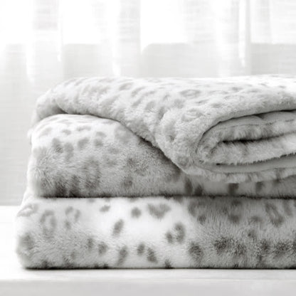 Leopard Print Lightweight Soft Throw Blanket